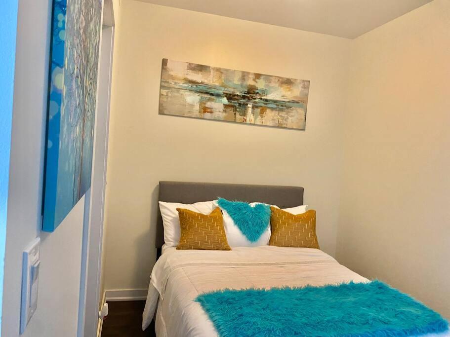 Cozy 2 Bedroom Free Parking Downtown Toronto 1Min Scotiabank Arena Tff Cn Tower Rogers Centre Union Station Esterno foto