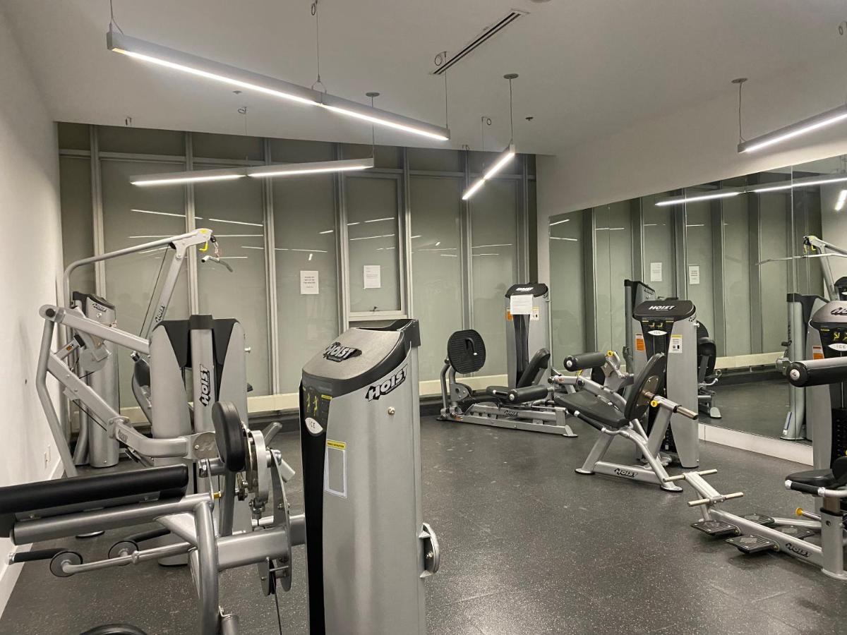 Cozy 2 Bedroom Free Parking Downtown Toronto 1Min Scotiabank Arena Tff Cn Tower Rogers Centre Union Station Esterno foto
